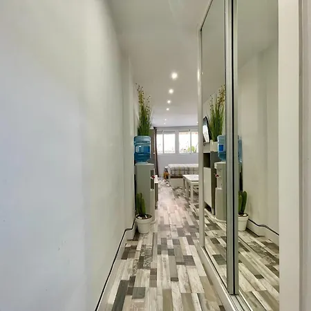 Apartment In 300 M From Torremolinos