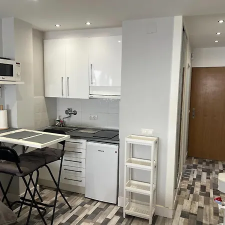 In 300 M From Apartment *