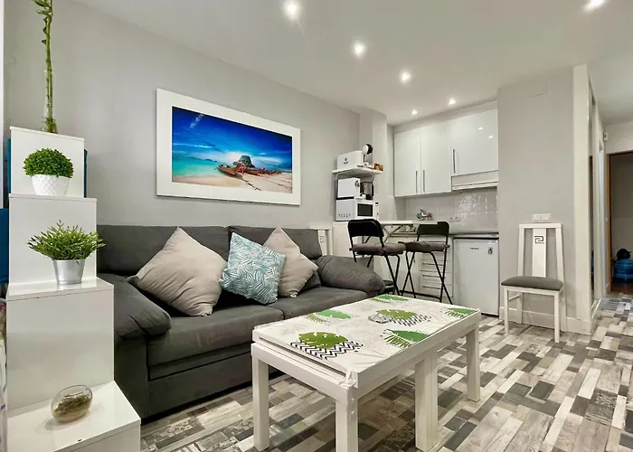 Apartamento In 300 M From