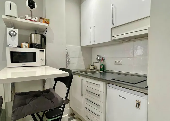 Apartamento In 300 M From *